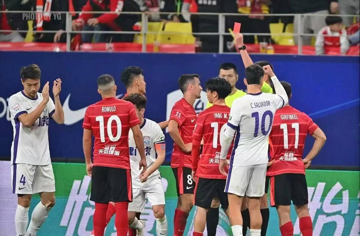 埃雷尔逆转!上海上港客场战平北京国安的简单介绍 埃雷尔逆转!上海上港客场战平北京国安的简单介绍