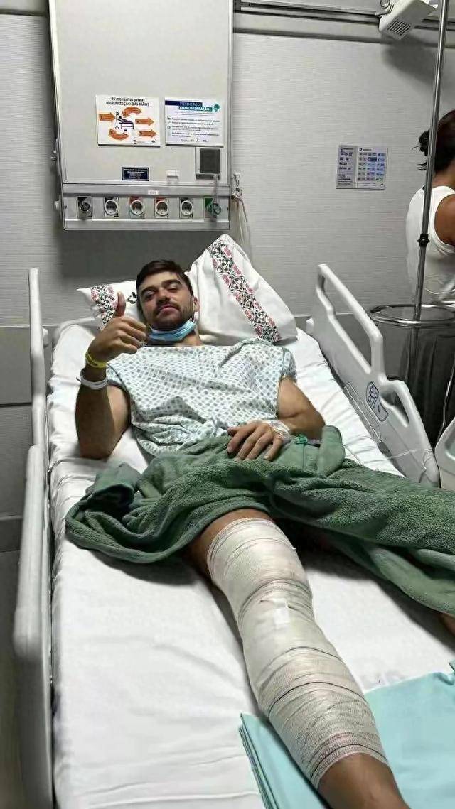 受伤球员恢复训练备战重要比赛