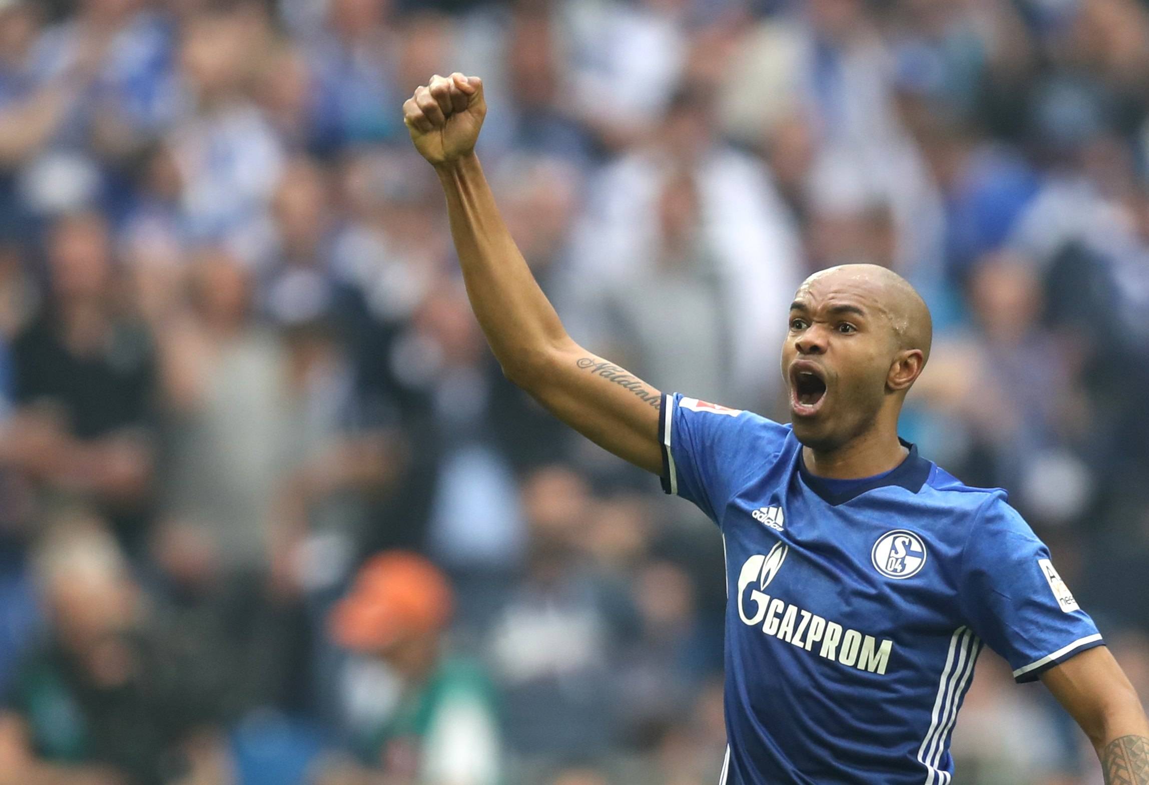 九游官网-沙尔克战胜疲态明显，整顿阵容