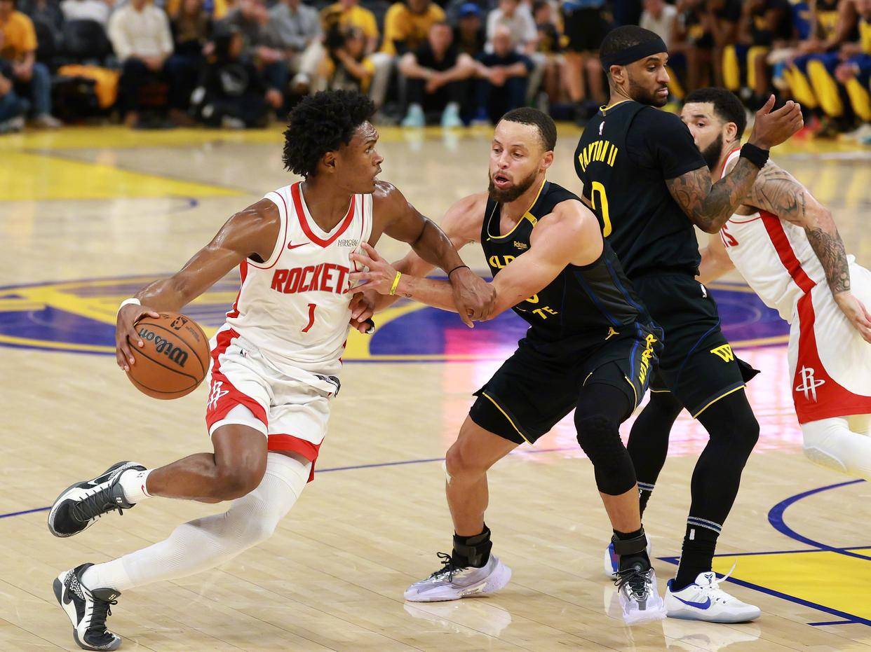 比赛现场激烈火拼,选手表现英勇 比赛现场激烈火拼,选手表现英勇