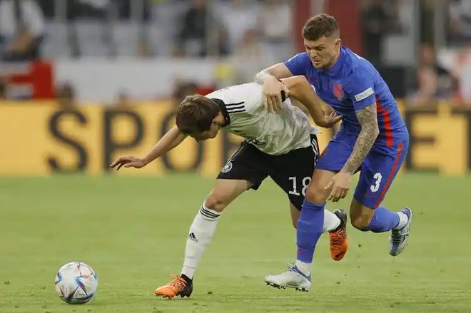 九游娱乐入口-英格兰主场击败波兰,小组排名提升