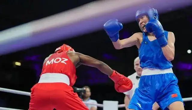 九游娱乐官方网站-夏日狂欢！球队华丽进攻轻松晋级的简单介绍