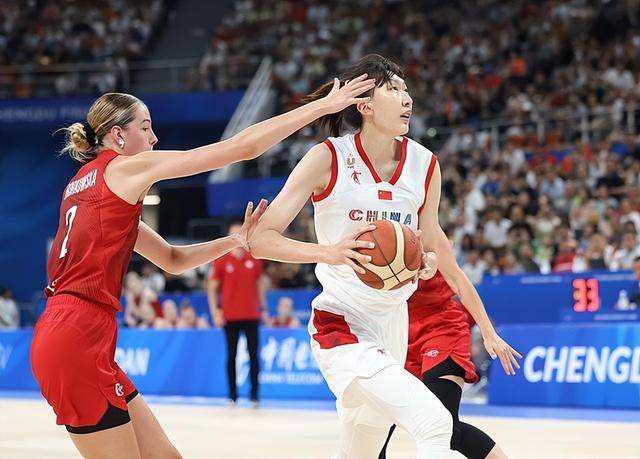 夏日狂欢！球队华丽进攻轻松晋级的简单介绍