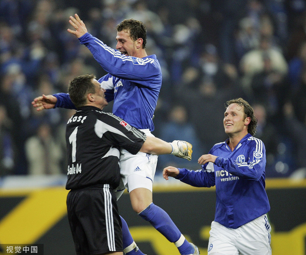 包含帕德博恩队连胜发挥稳健,战胜对手的词条 包含帕德博恩队连胜发挥稳健,战胜对手的词条