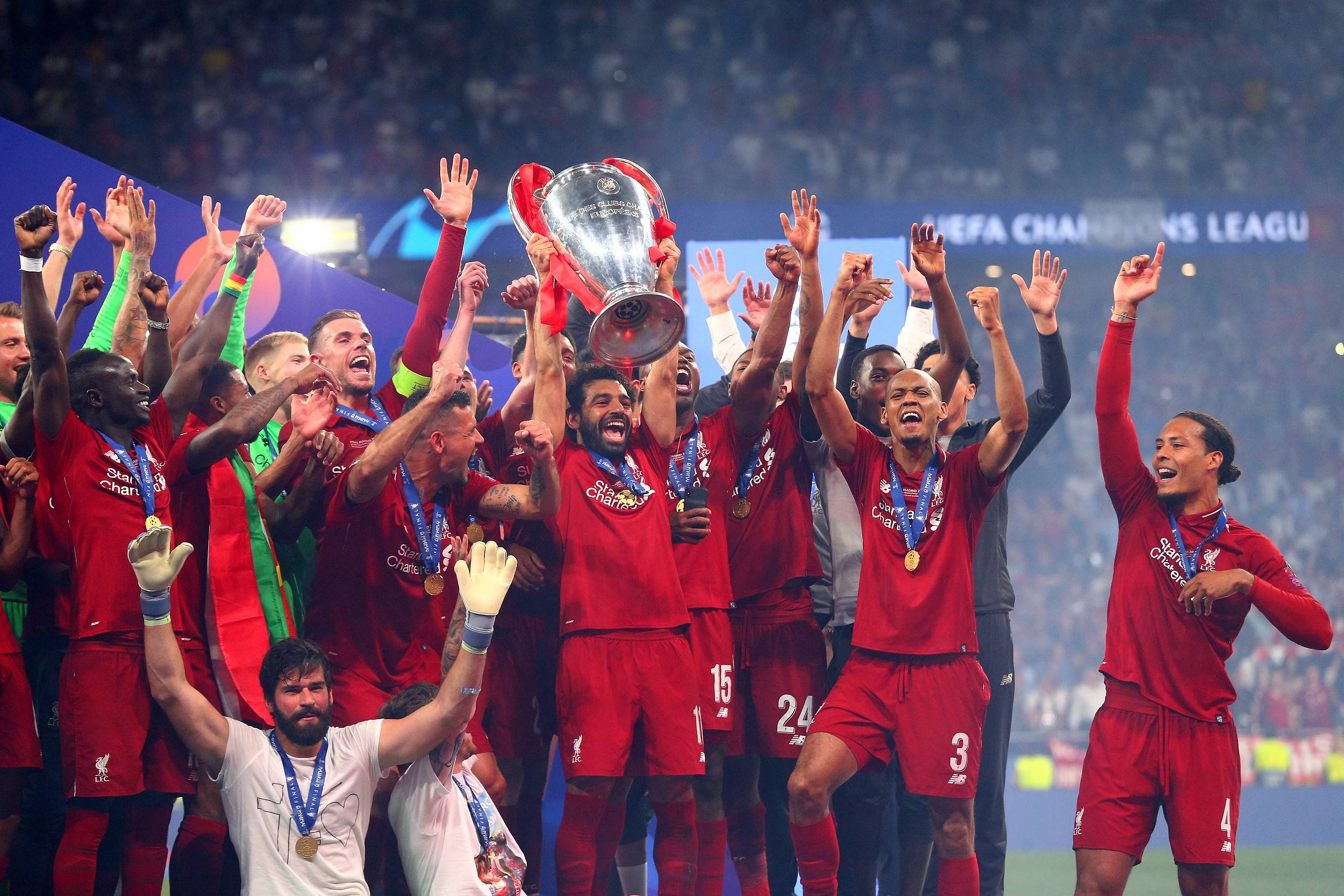 马德里竞技主场惜败利物浦,提前出局 马德里竞技主场惜败利物浦,提前出局