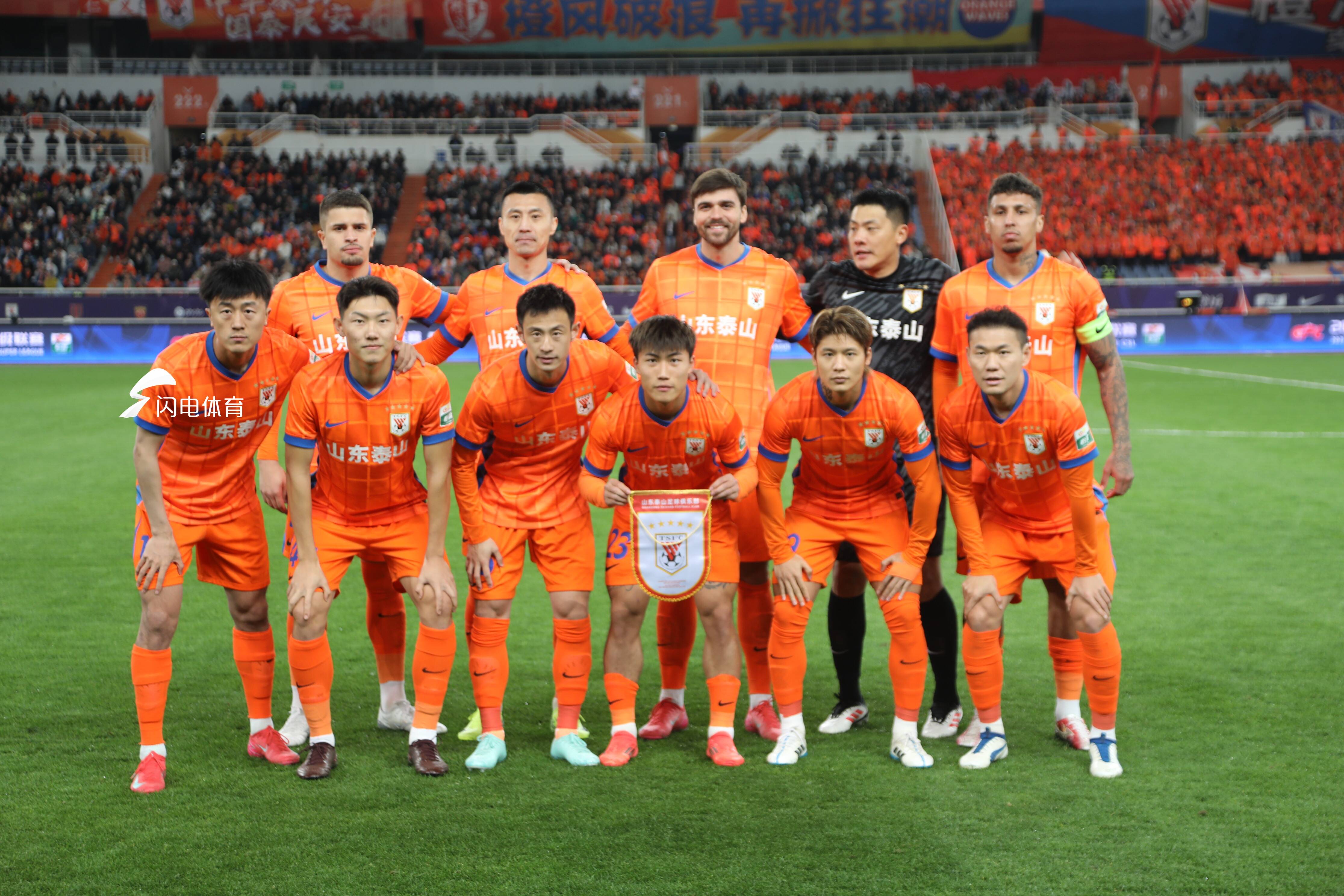 九游娱乐网页-球队遭遇失误连连，表现不如人意