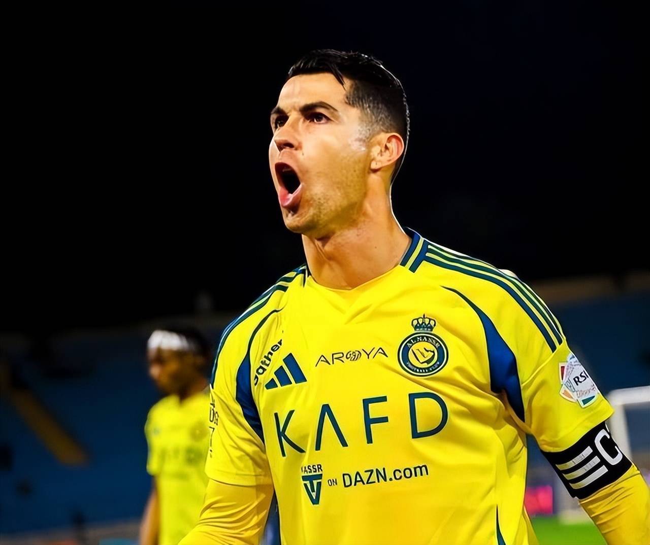 杜库克主场逆转吉达希望，晋级下一轮