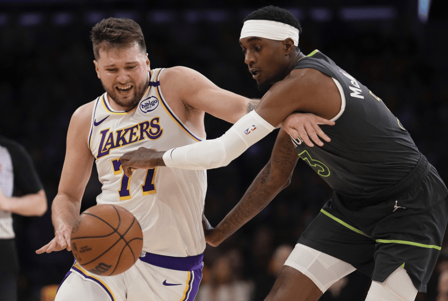 森林狼全队因感冒感染推延赛程 森林狼全队因感冒感染推延赛程