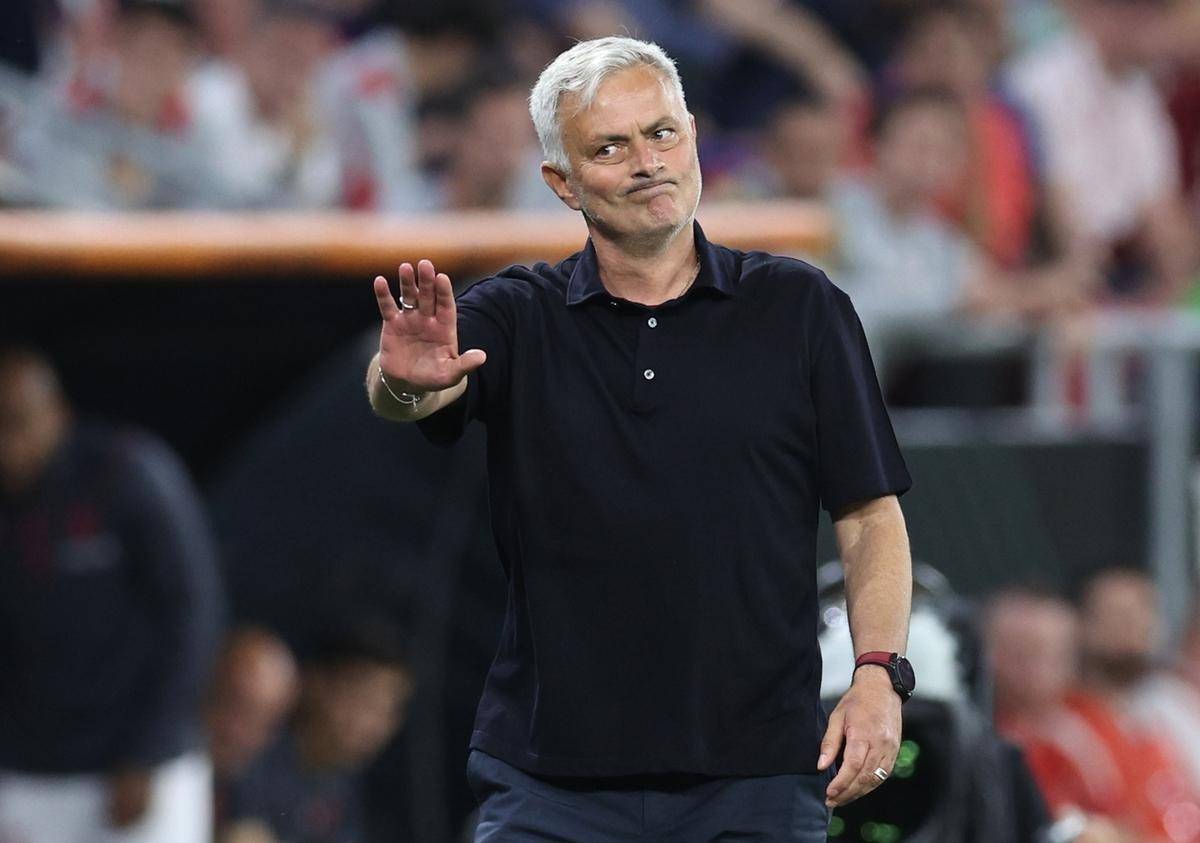 乌迪内斯连败告急,亟需调整 乌迪内斯连败告急,亟需调整