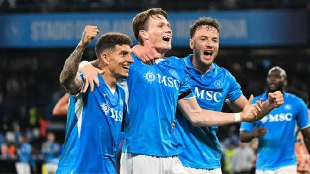 那不勒斯主场胜利,争夺欧冠资格 那不勒斯主场胜利,争夺欧冠资格