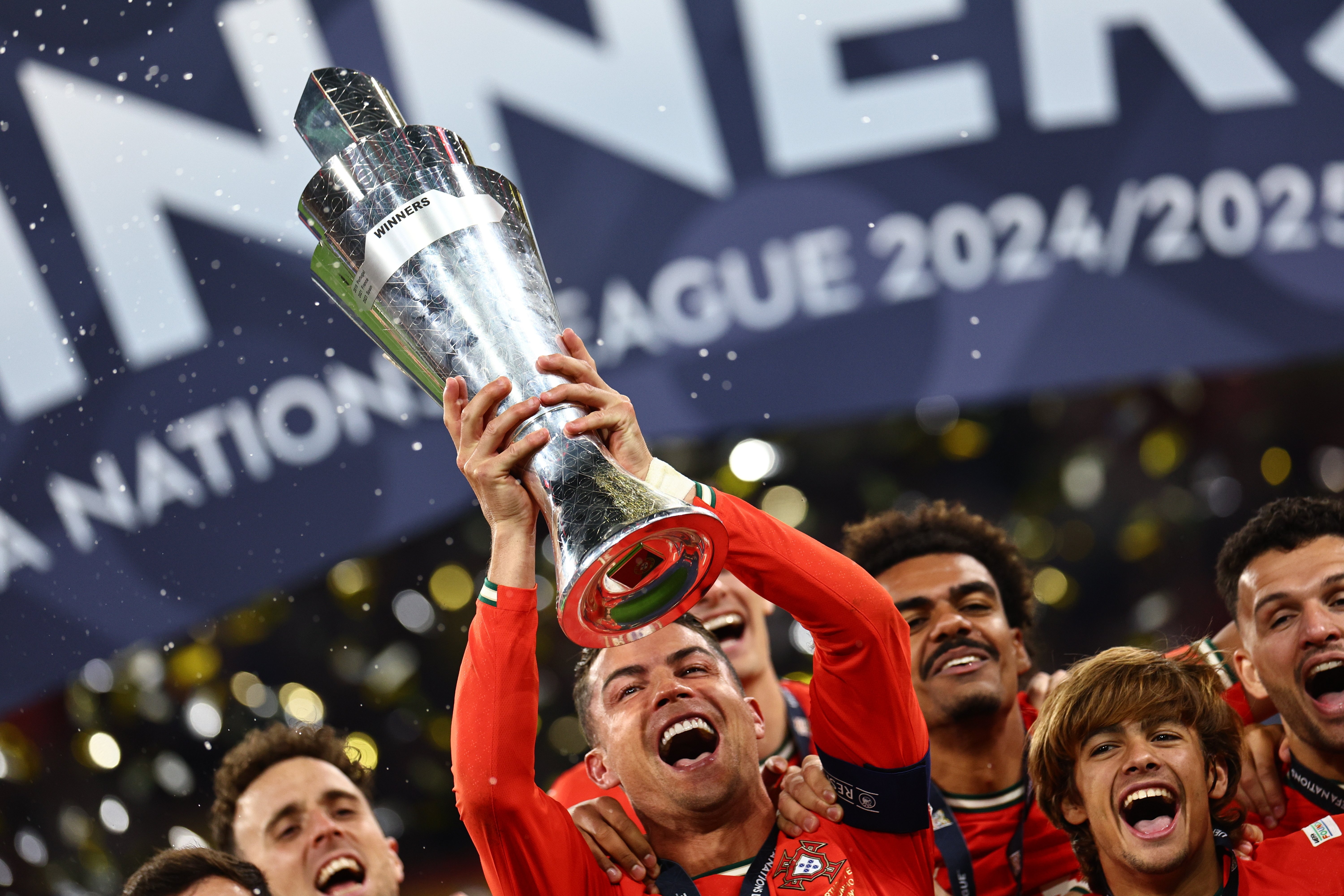 九游娱乐首页-葡萄牙连战连捷,稳固淘汰赛席位!