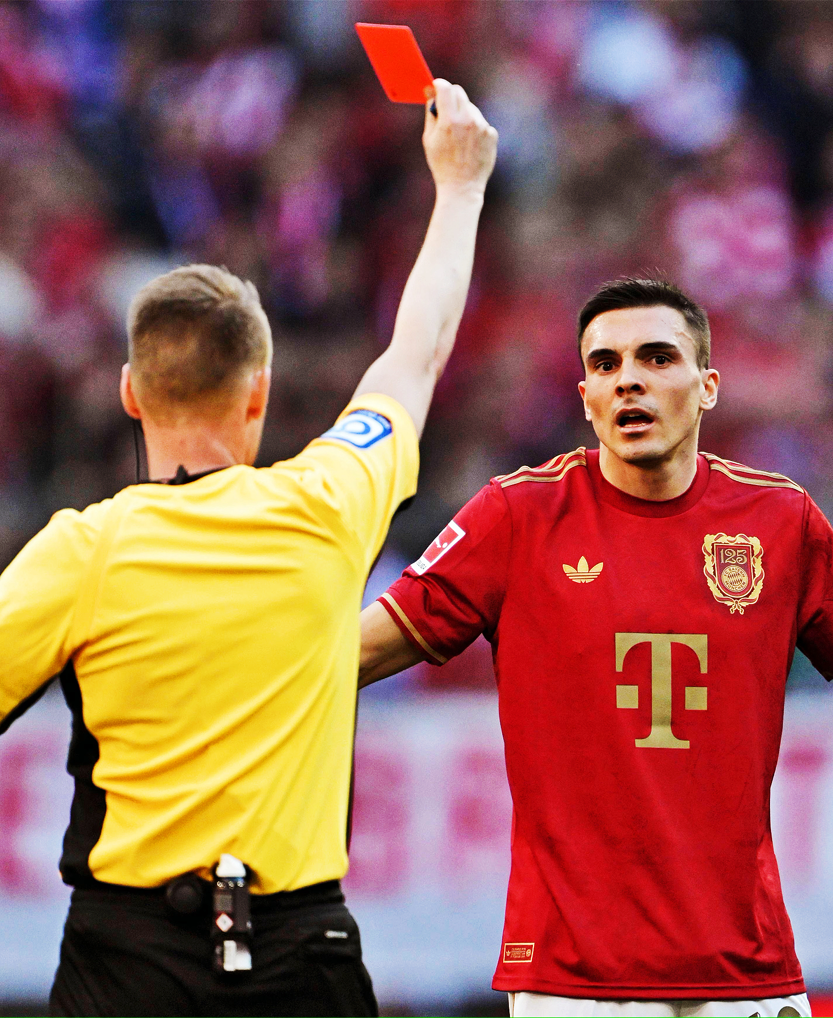 关于勒沃库森与门兴格拉德巴赫将在周末交锋的信息