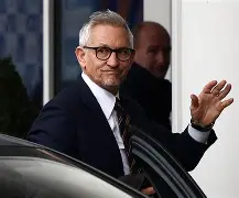 莱因克尔高速鸟蛋横传，吉蒂抢点头球破门的简单介绍