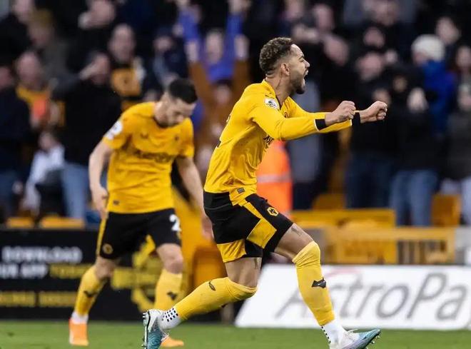 九游体育官方入口-包含桑德兰战绩低迷,英超保级压力骤增的词条