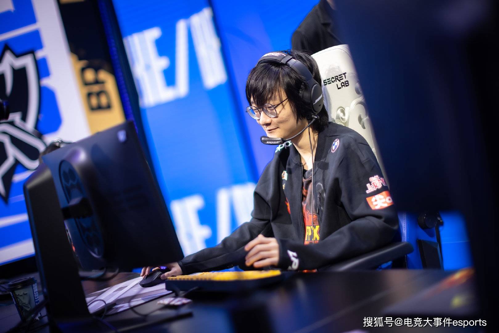 IG鏖战TSM,BDD关键团战开团秒人强强对话全球总决赛,让粉丝疯狂欢呼 IG鏖战TSM,BDD关键团战开团秒人强强对话全球总决赛,让粉丝疯狂欢呼