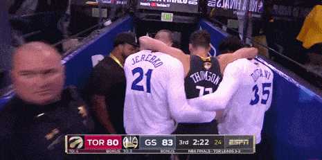 九游体育官方入口-NBA总决赛揭幕战拉开帷幕,勇士击败猛龙的简单介绍