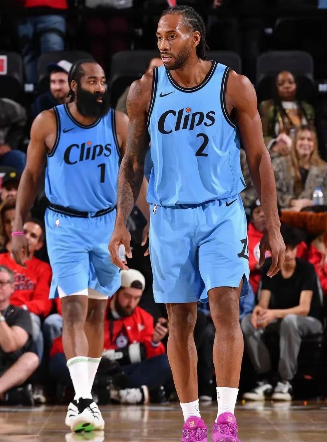 快船队连胜结束,不敌开拓者 快船队连胜结束,不敌开拓者