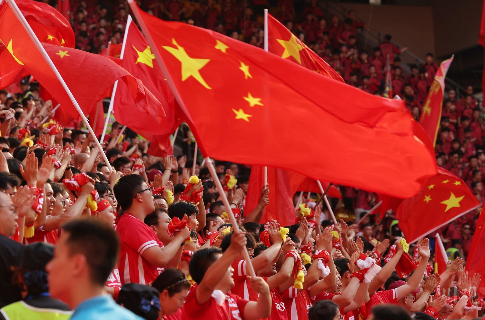 中国国家队庆祝胜利,向世界展示实力 中国国家队庆祝胜利,向世界展示实力