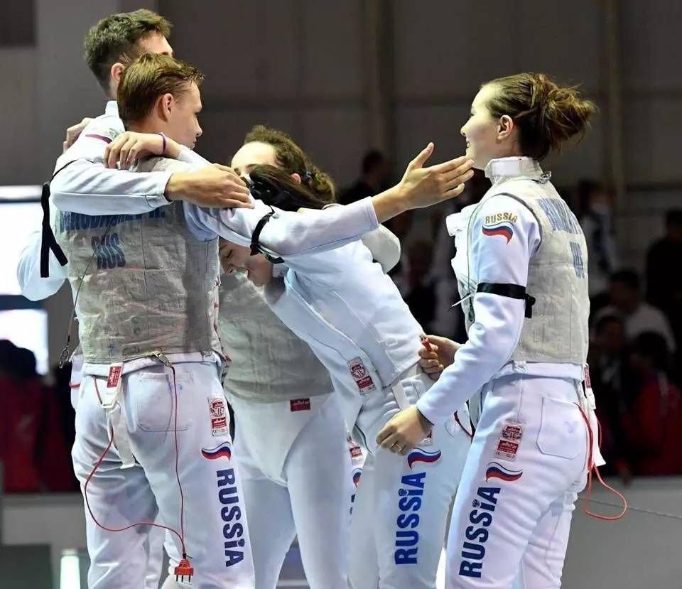 韩国击剑队表现出色,连夺多枚奖牌 韩国击剑队表现出色,连夺多枚奖牌