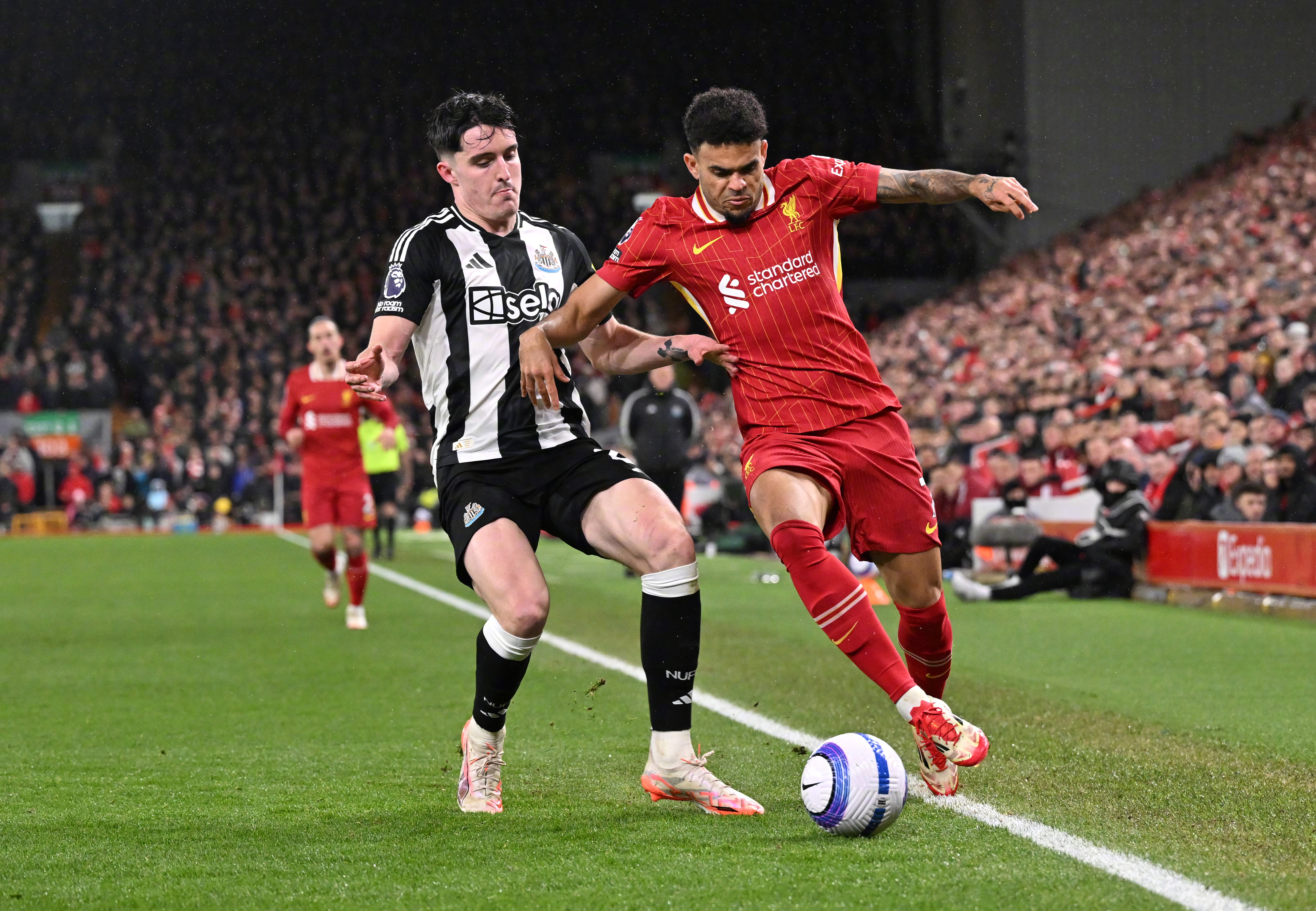 利物浦客场惨败,遭遇逆转出局 利物浦客场惨败,遭遇逆转出局