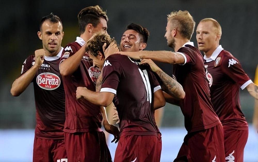 鹿特丹客场力克对手,稳居中游位置的简单介绍 鹿特丹客场力克对手,稳居中游位置的简单介绍