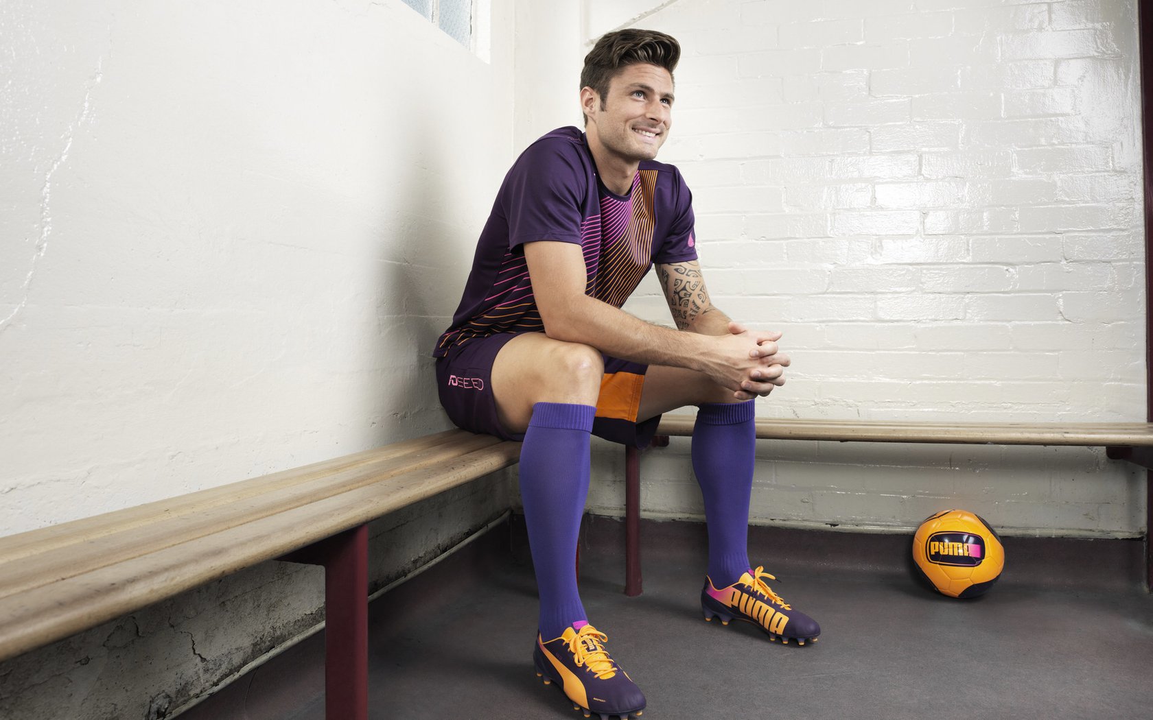 九游体育直播-拉亚马雷斯独舞引爆桑巴军团，巴西终结哥斯达黎加悬念