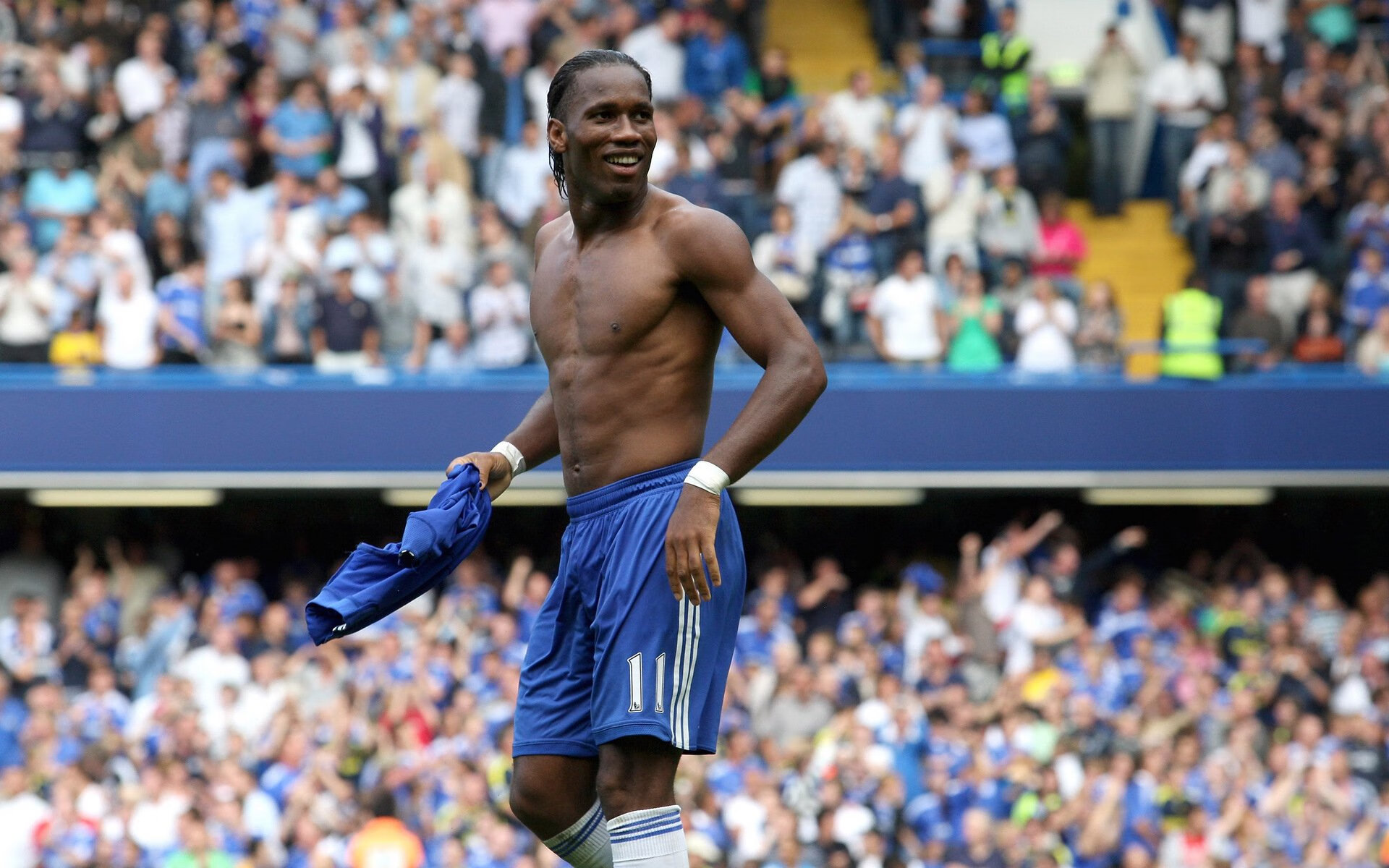 布伦森46分点燃球馆，凯尔特人加时掀翻十一冠王广东