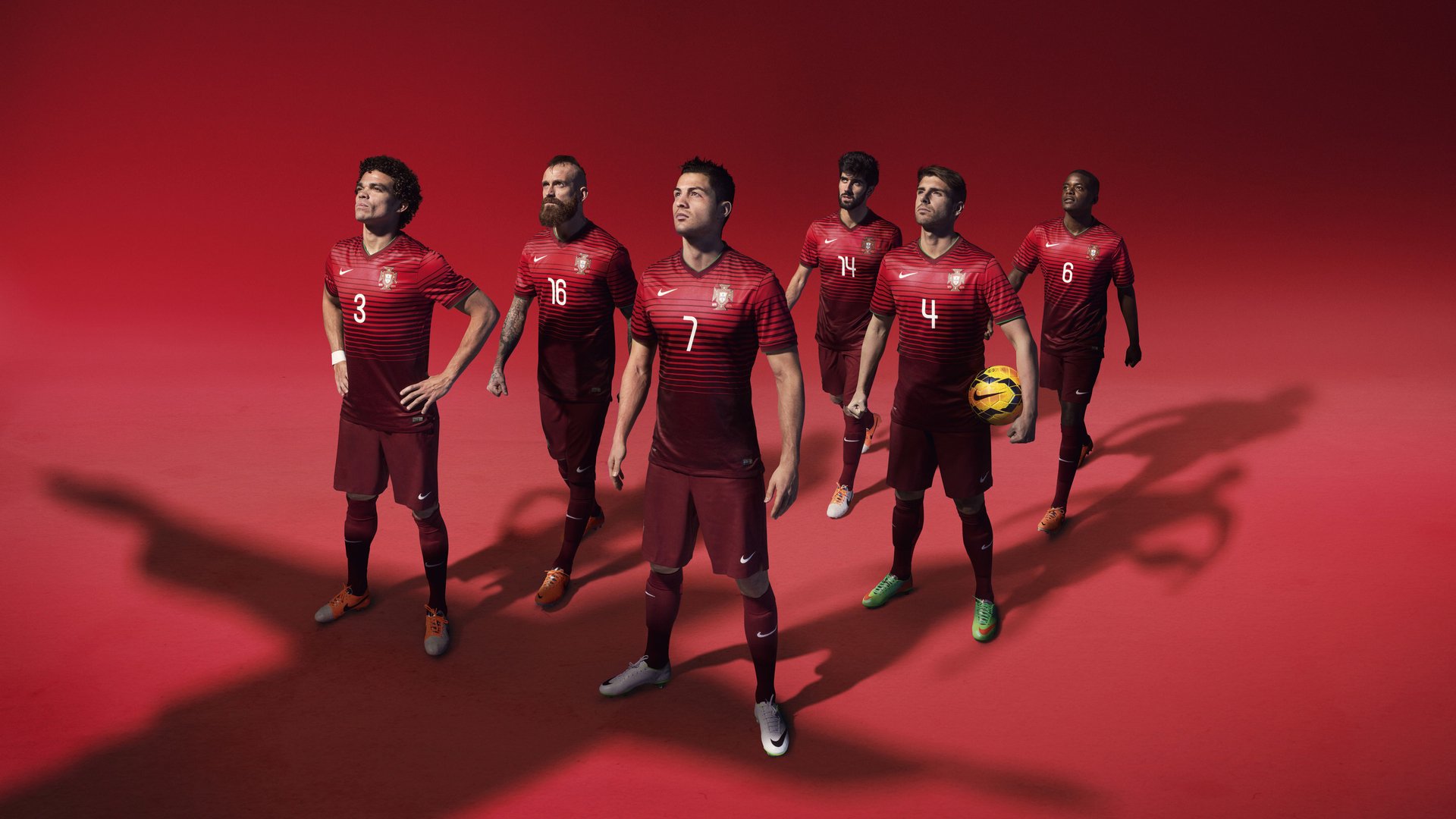 轻取之刃与不朽之星，当团队锋芒遇上个人暗夜